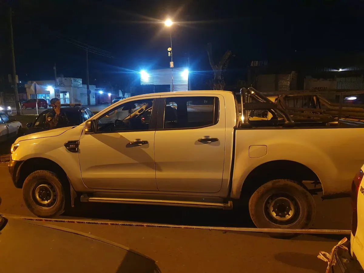 la-camioneta-fue-encontrada-en-el-barrio-remedios-de-escalada-de-cordoba-foto-policia-de-cordoba-7JEQ4GS3O5AHPEN3ANAZRXVQFU.avif