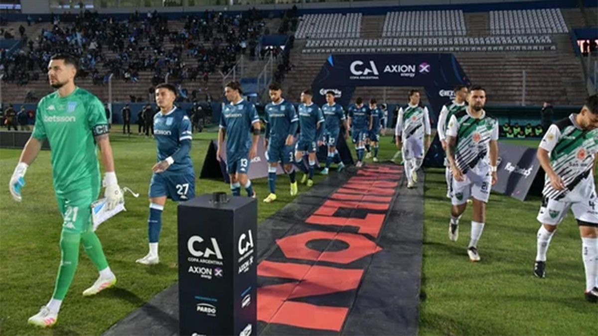 Racing le ganó a San Martín de San Juan por la Copa Argentina y se ...