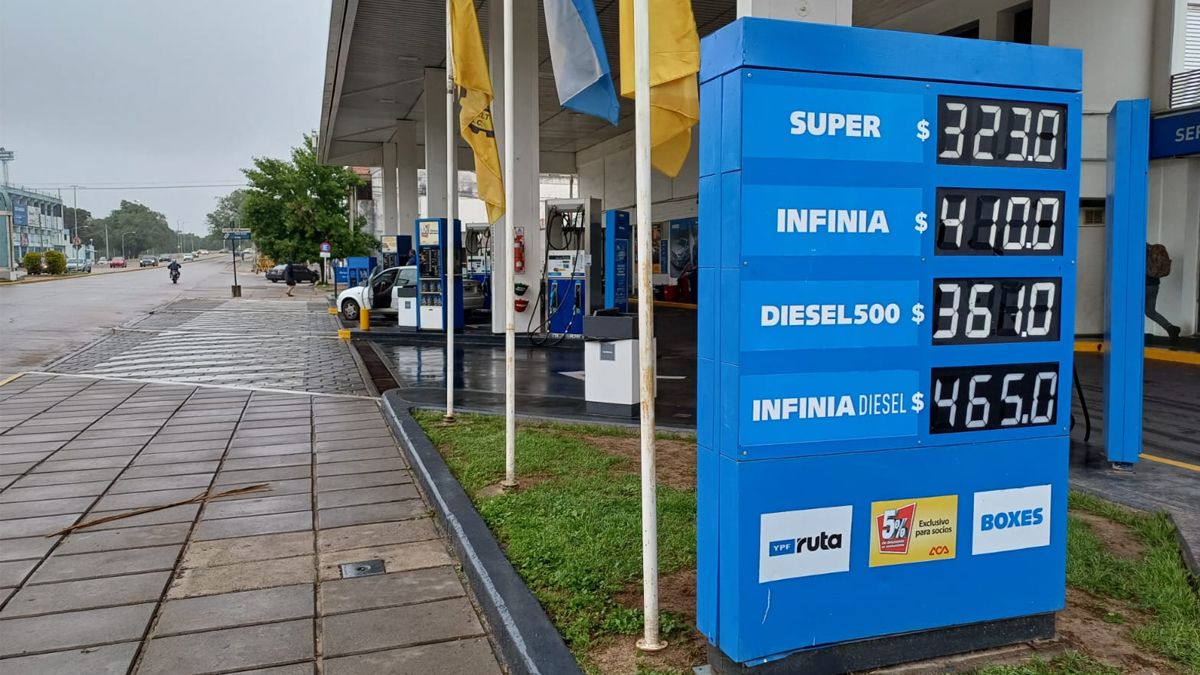 YPF: Precio de los combustibles en Río Cuarto. Foto: Andrés Oviedo.