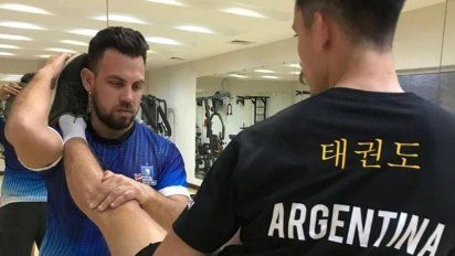 El kinesiólogo Ezequiel Beliera acompaña a la selección nacional de taekwondo en Kazajistán