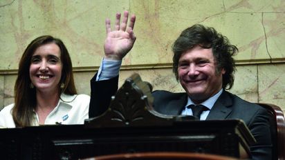 Milei apuntó contra Villarruel por habilitar el debate del DNU