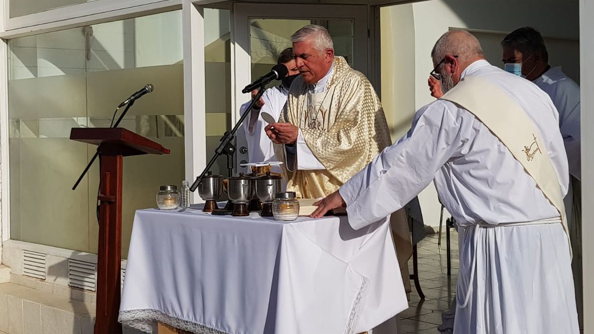 En el Día de San Cayetano hubo misas durante toda la jornada.