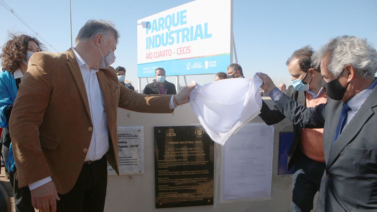 El predio de 14 hectáreas está distribuido en 37 lotes.