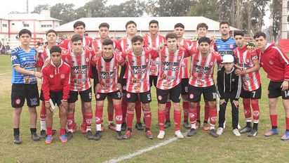 En Reserva, siete equipos comenzaron ganando y en punta