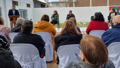 Deheza: se inauguró la puesta en valor del edificio del Centro de Jubilados