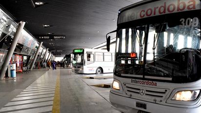 Transporte interurbano: el paro se extiende por 72 horas más